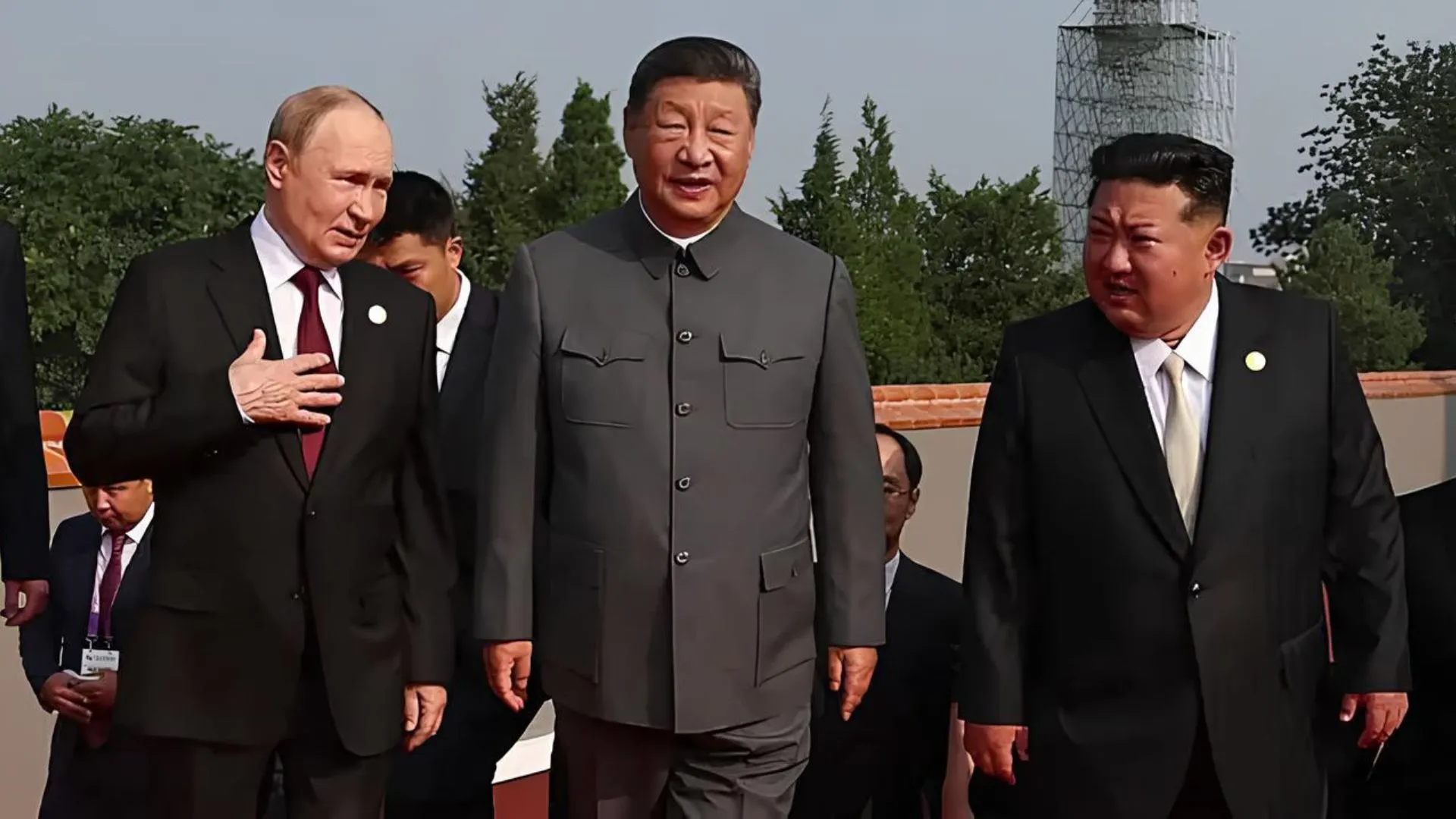 Vladimir Putin, Xi Jinping e Kim Jong u
