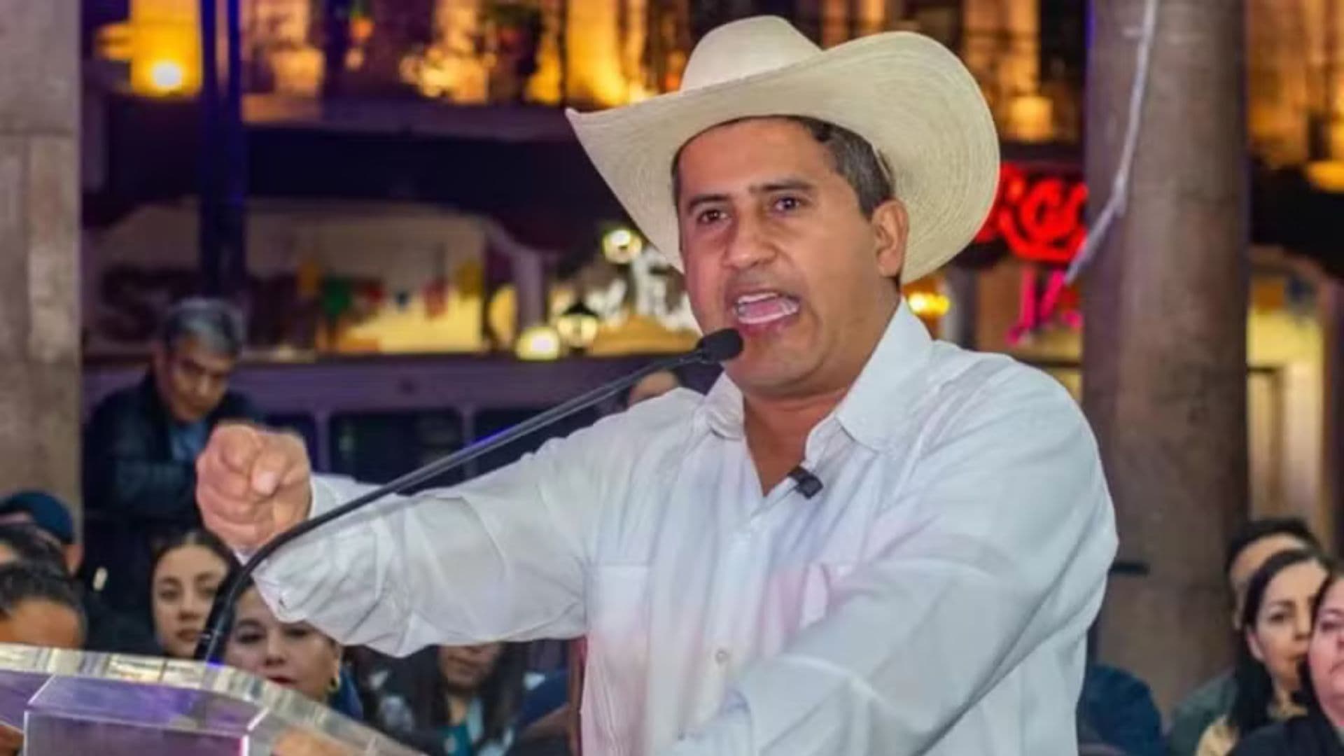 Carlos Manzo, o prefeito assassinado por desfiar os cartéis de drogas mexicanos.