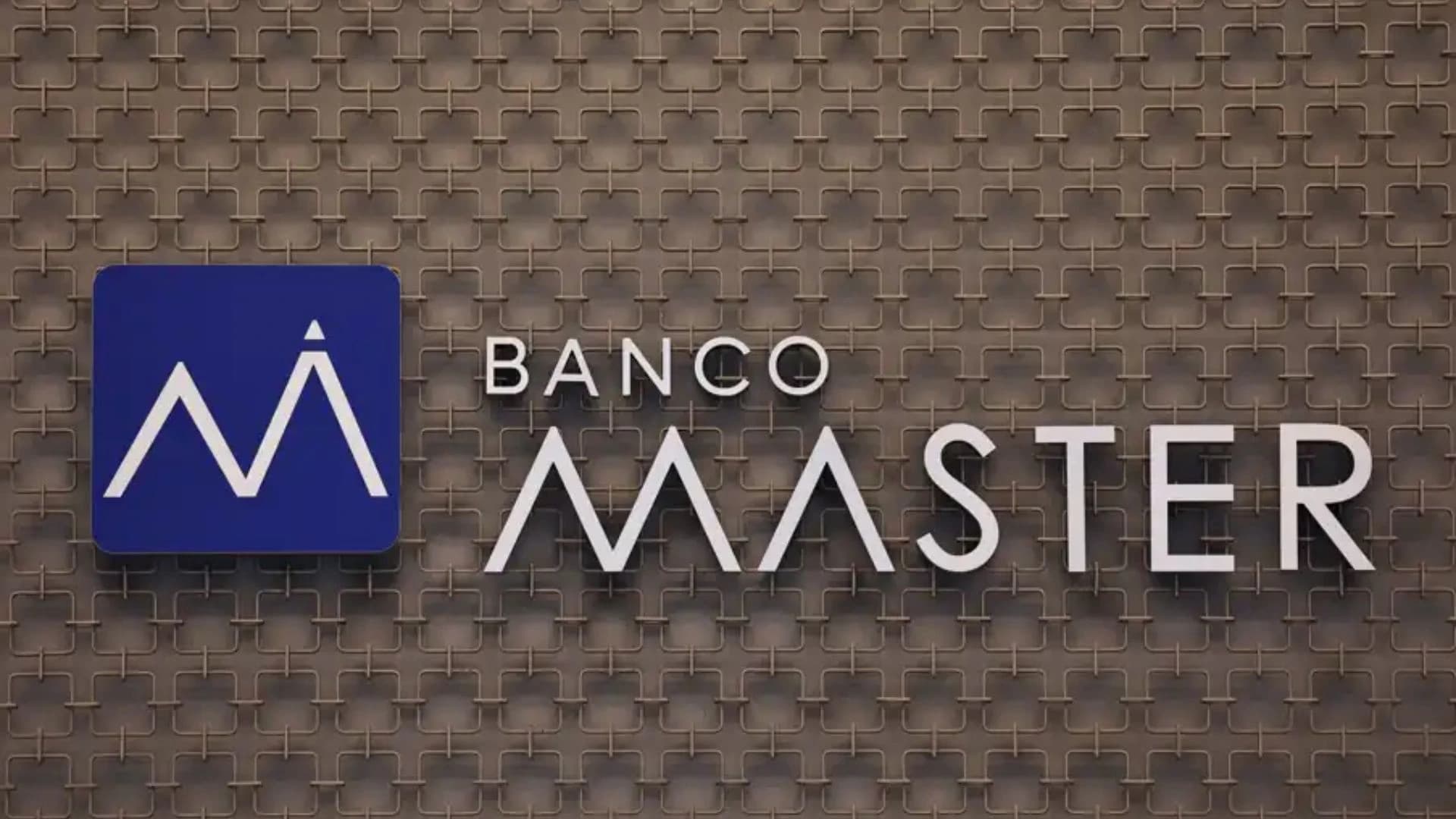 Placa do Banco Master