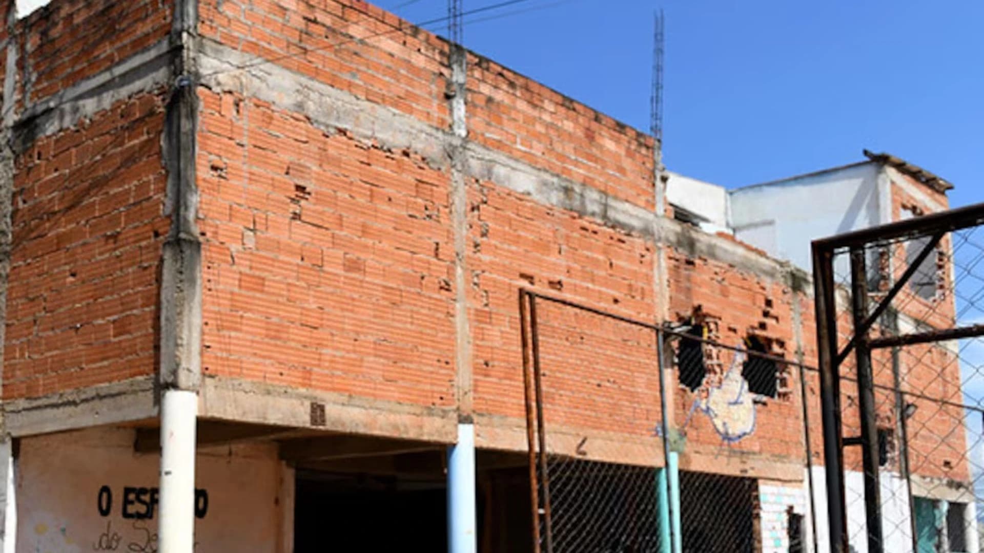 Bunker do PCC na favela do moinho