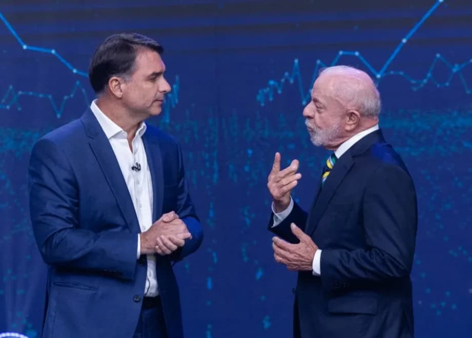 Flávio Bolsonaro e Lula no debate da Globo