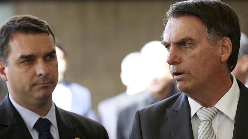 Flávio e Jair Bolsonaro