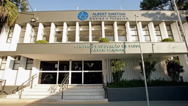 Faculdade de medicina é processada por não ter cotas para negros, trans e outros grupos